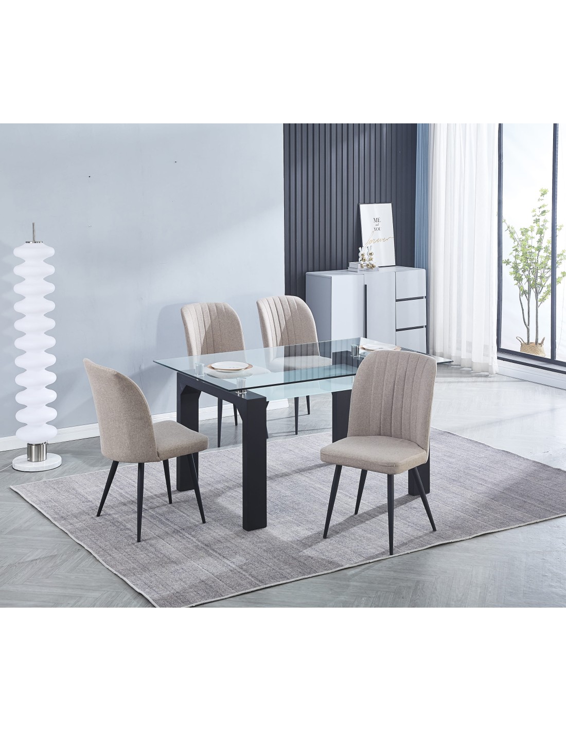Conjunto de elegantes y modernas mesas sillas para el dormitorio